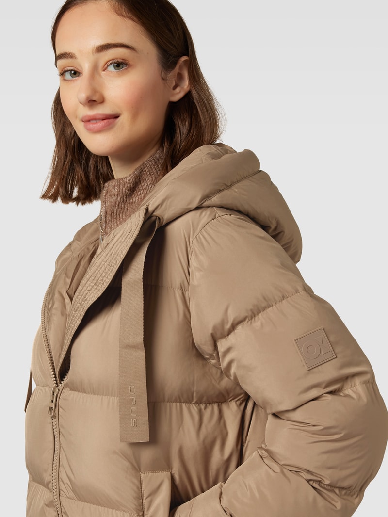 Steppmantel mit Label-Detail Modell 'Habine' in camel