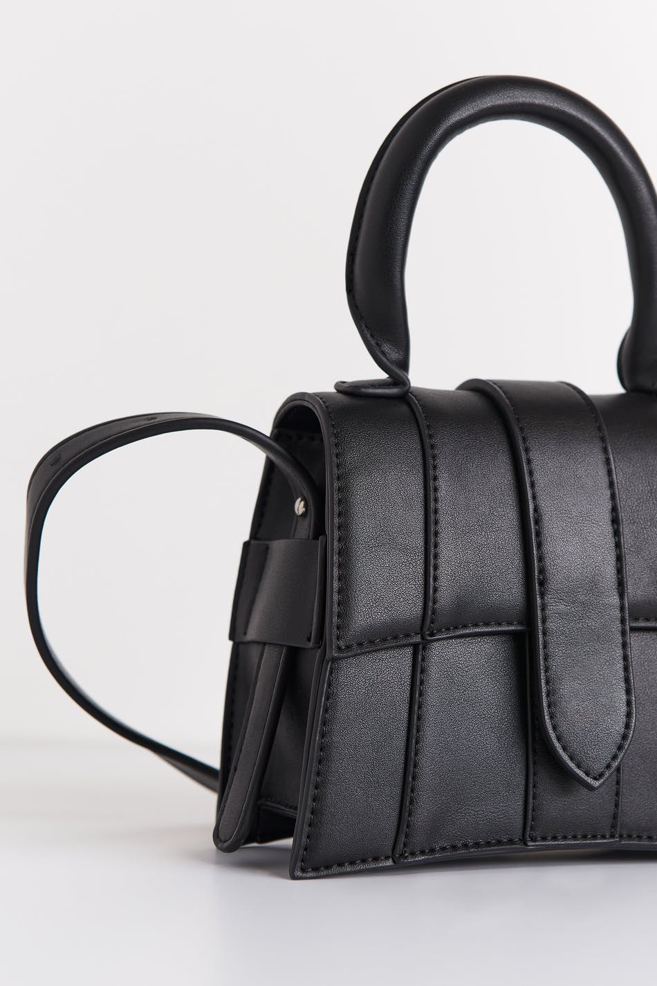 Small crossbody bag