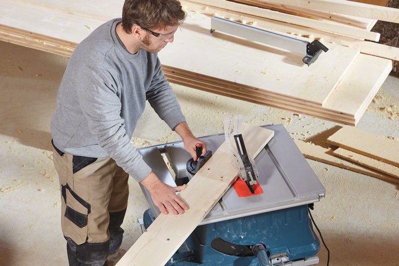 Bosch Blue 0601B42001 GTS 635-216 Profesjonell Bordsag 216 mm 1600 W + GTA 560 Base