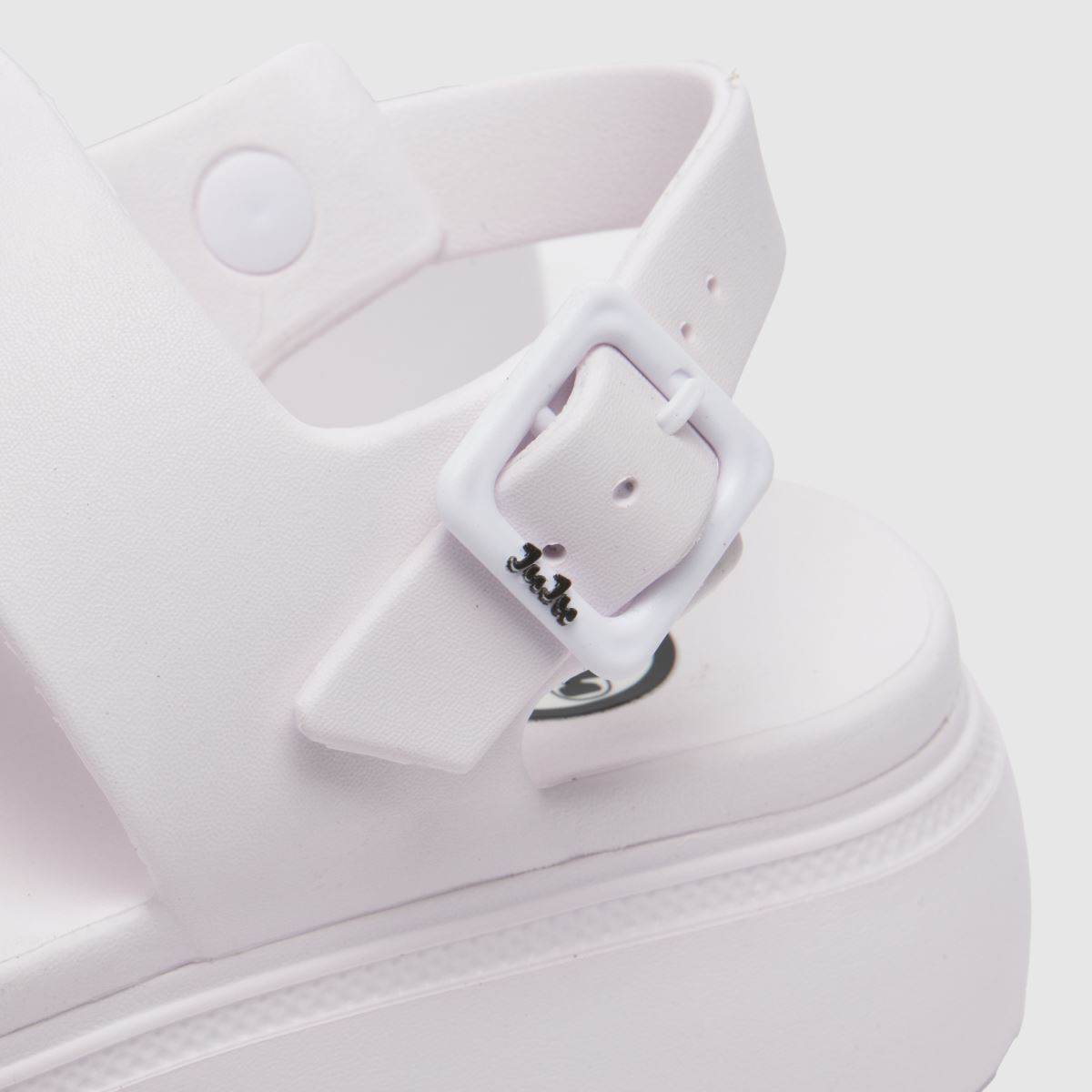 JUJU JELLIES – Soliga sandaler i benvitt