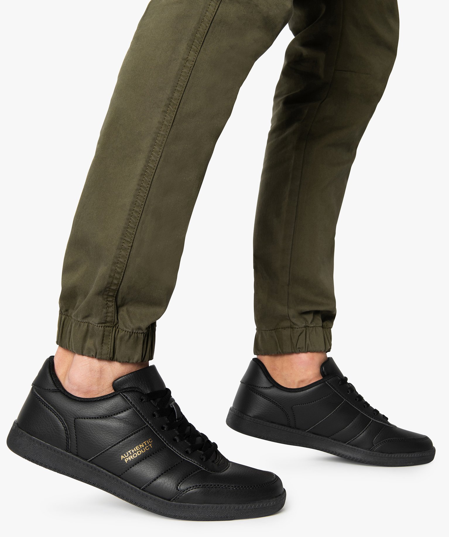 Baskets homme unies à lacets style rétro noir | GEMO