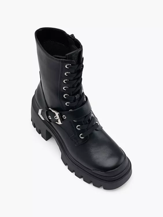 Wednesday Schnürboots