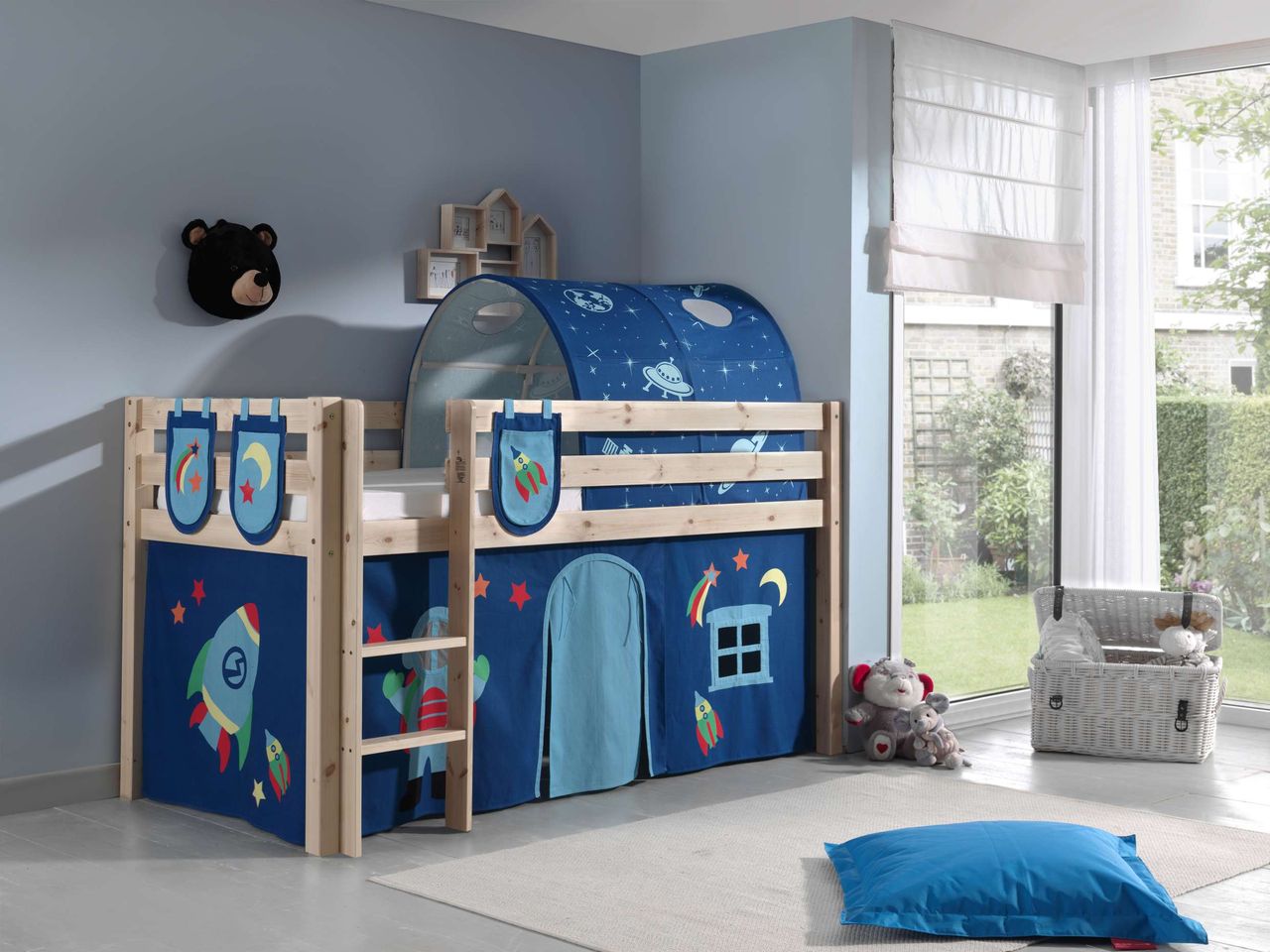 VIPACK Spielbett Pino mit Textilset Vorhang, Tunnel und 3 Taschen 