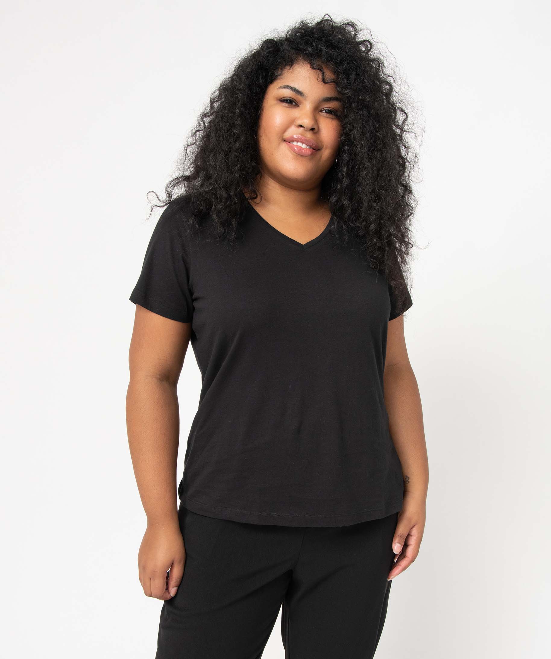 Tee-shirt femme grande taille avec col V noir | GEMO