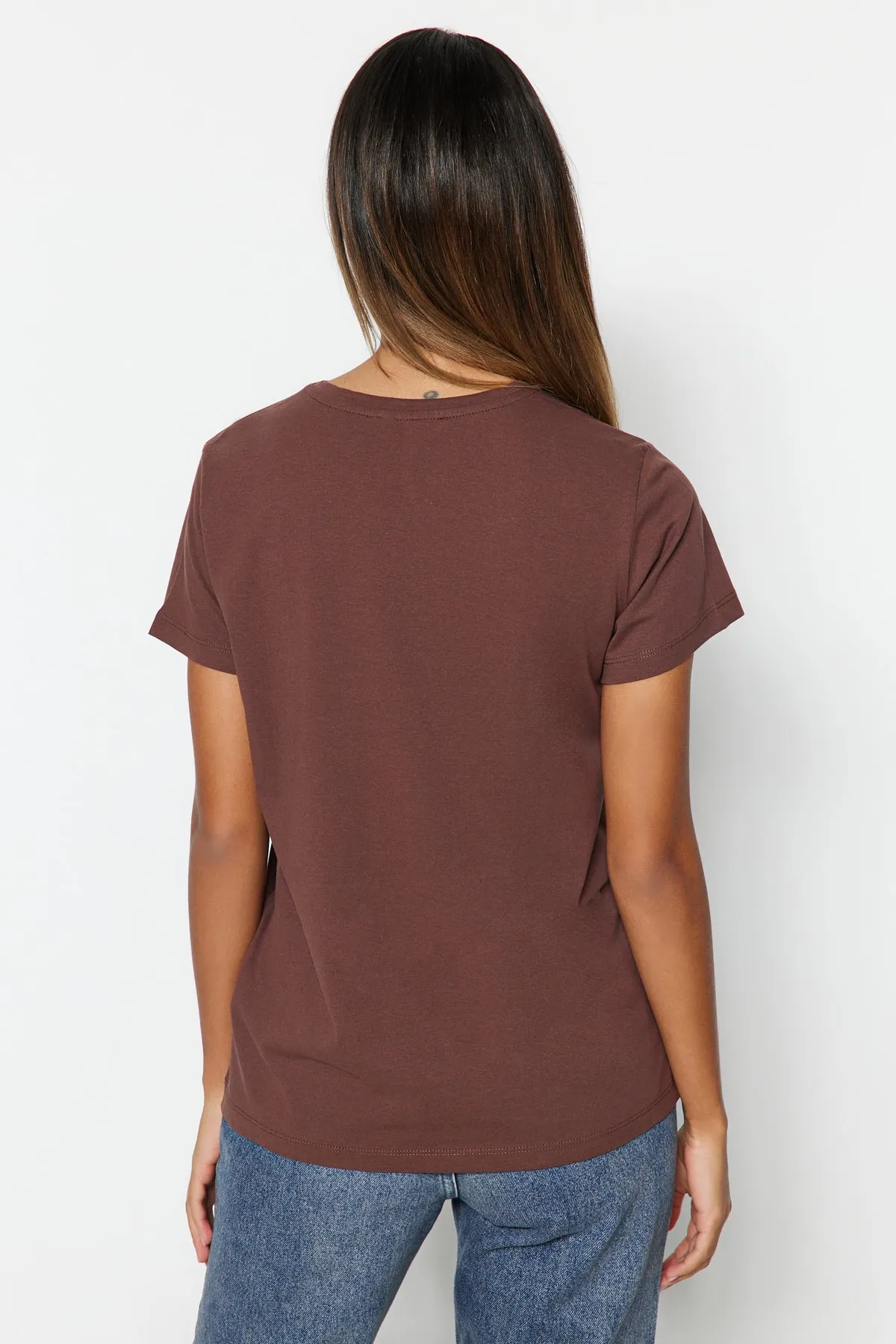 Trendyol Collection  Braun-Beige-Khaki gestreiftes 3er-Pack Basic-Strick-T-Shirt mit Rundhalsausschnitt TWOSS20TS0146