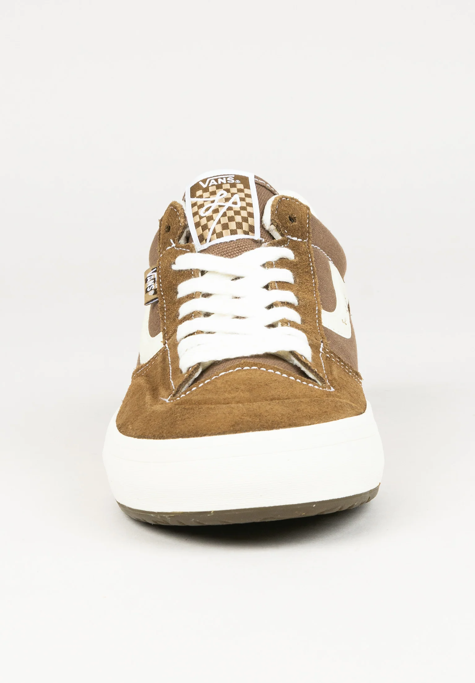 Lizzie Low