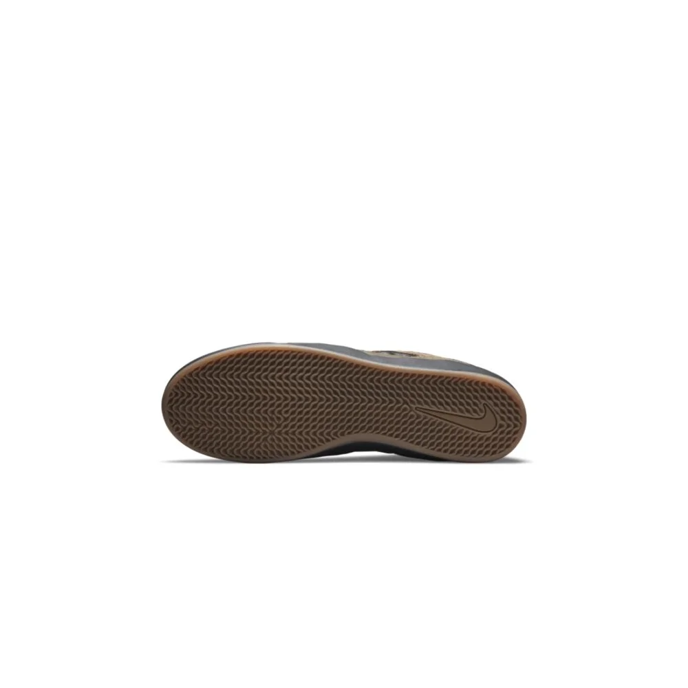 Nike Ishod Wair SB DC7232-300 / grün