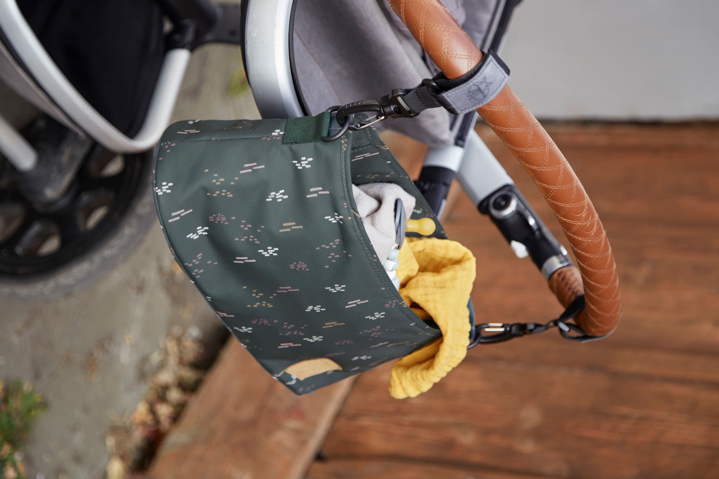 Kinderwagentasche - Buggy Organizer, Blobs Forest