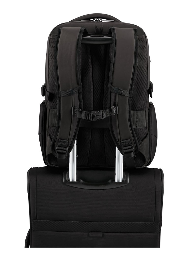 Samsonite Biz2Go -reppu, jossa on 15,6 tuuman kannettavalle tietokoneelle tarkoitettu lokero