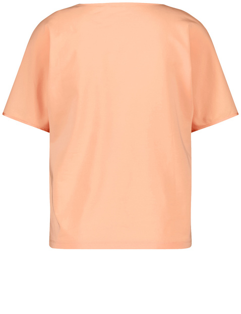 Fließendes Blusenshirt mit Material-Patch