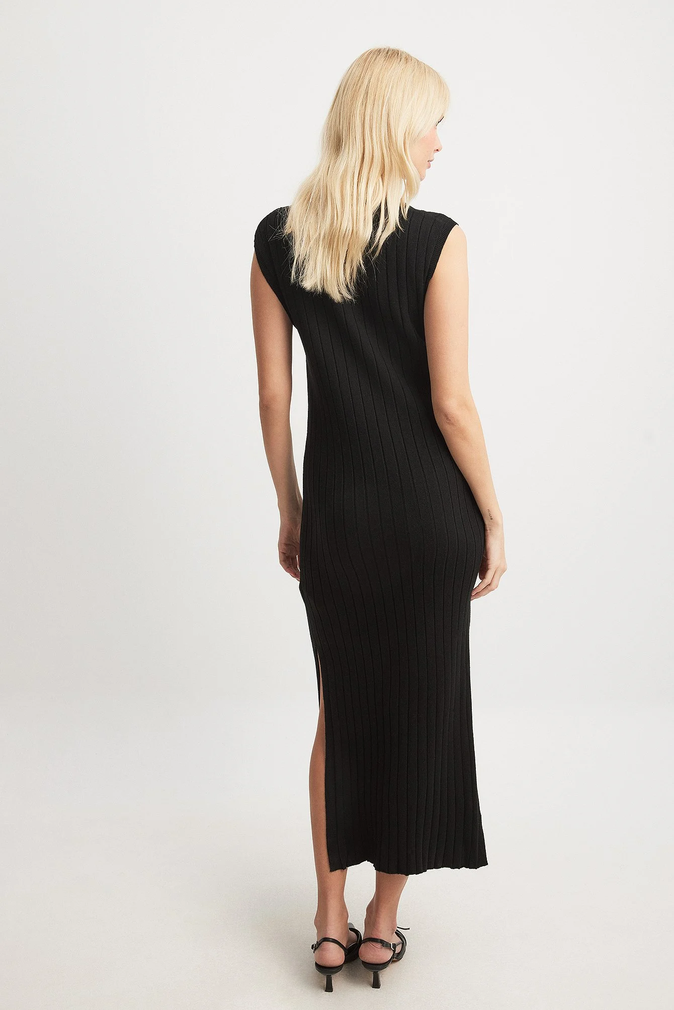 Ärmelloses Strickkleid