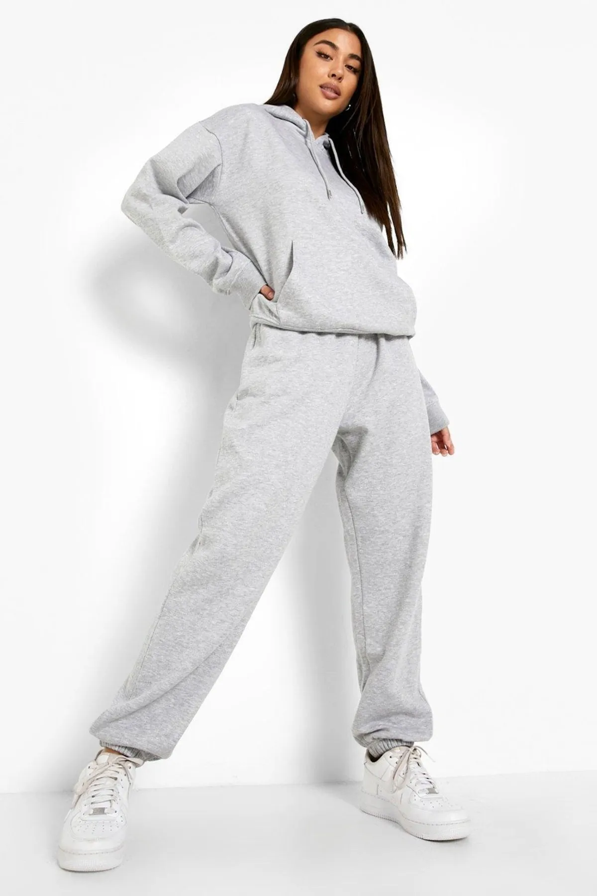 My Blog  Graues Jogger-Trainingsanzug-Set mit Kapuzen-Sweatshirt