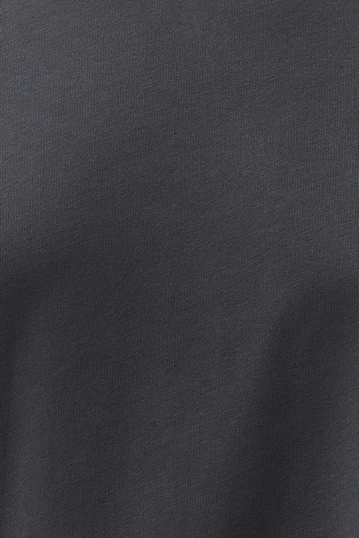 Trendyol Collection  Anthrazitfarbenes Boyfriend-Strick-T-Shirt aus 100 % Baumwolle mit Rundhalsausschnitt TWOSS20TS0134