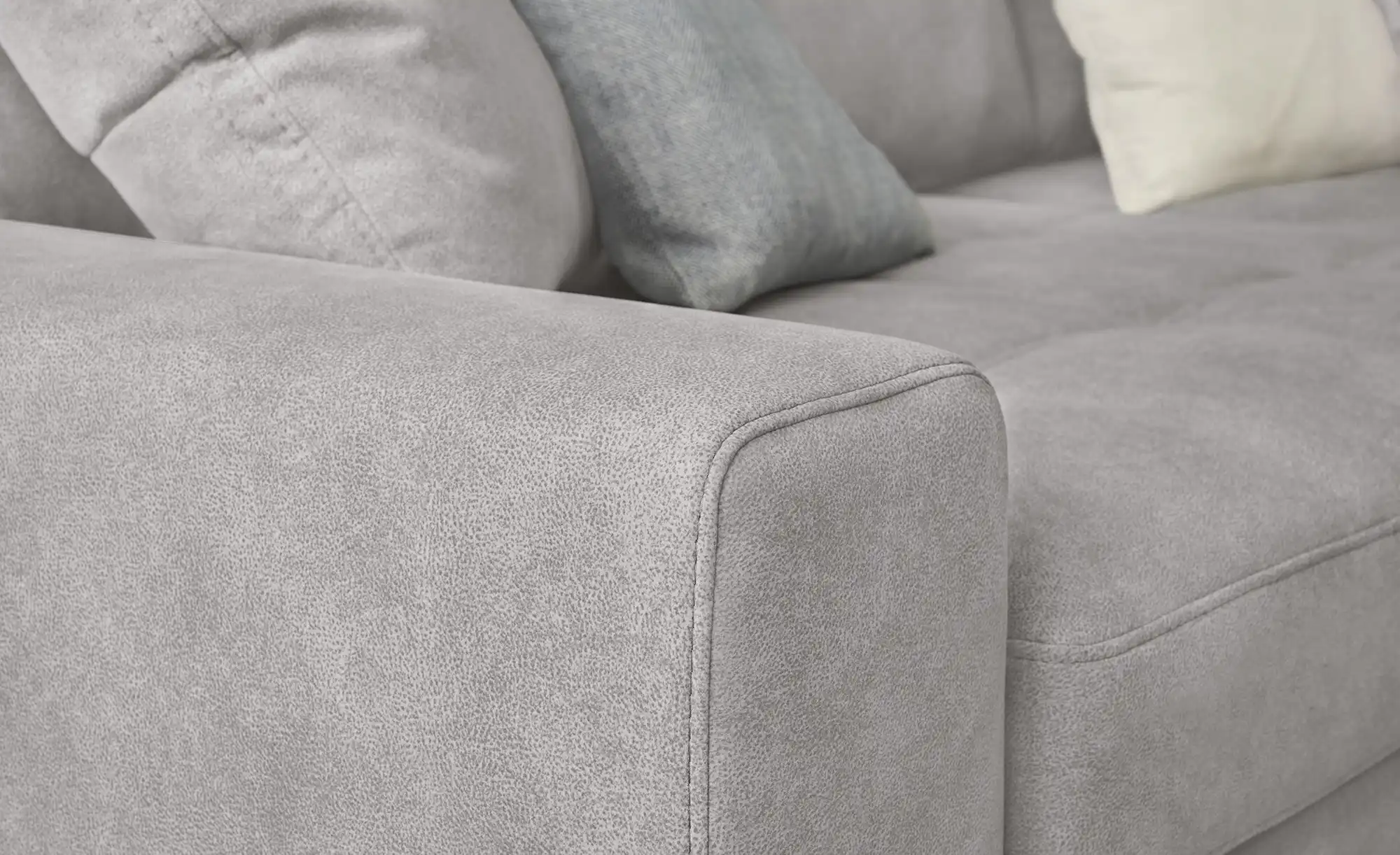 bobb Ecksofa mit pflegeleichtem Bezugsstoff  Arissa de Luxe