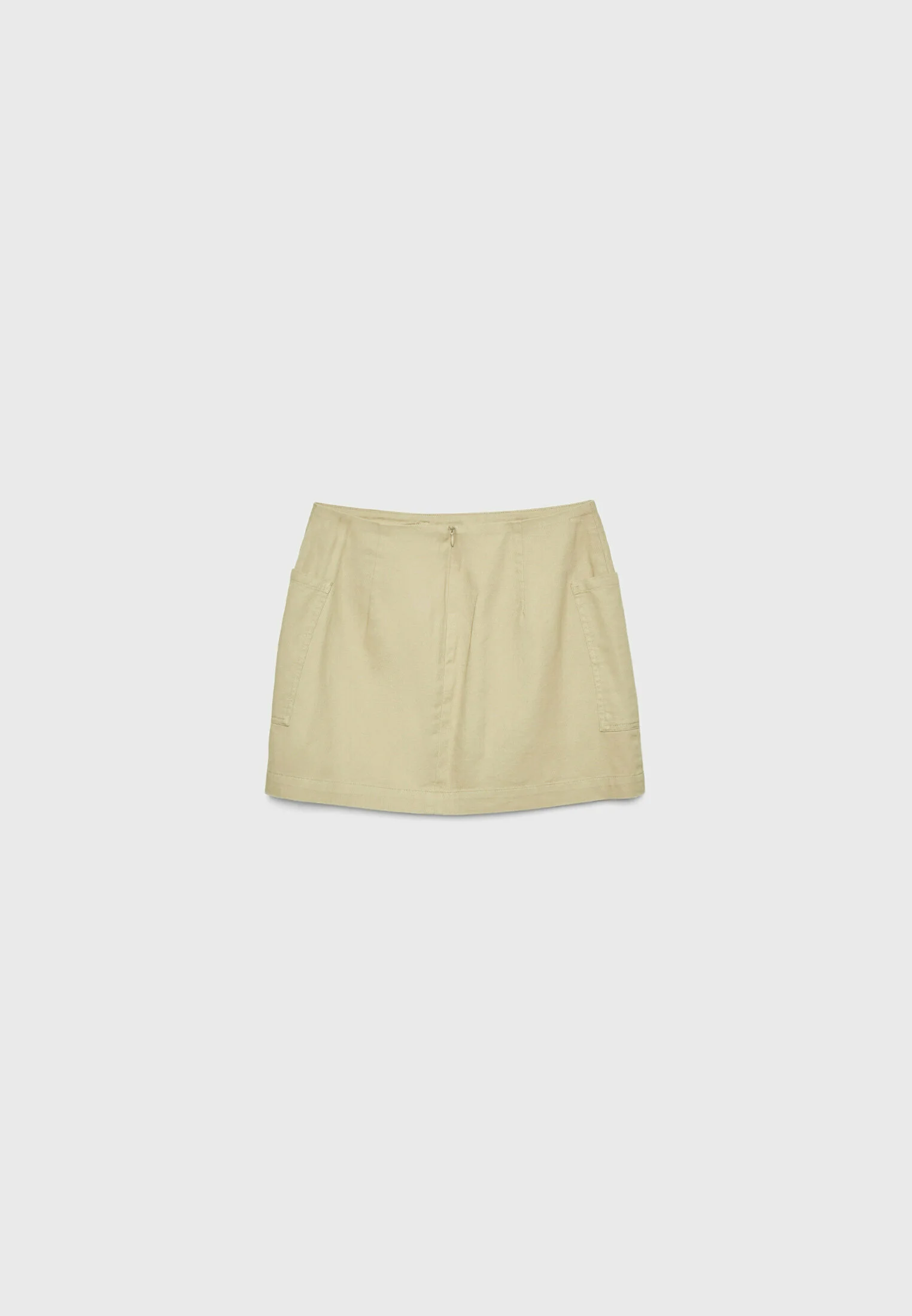 Falda acampanada de Stradivarius