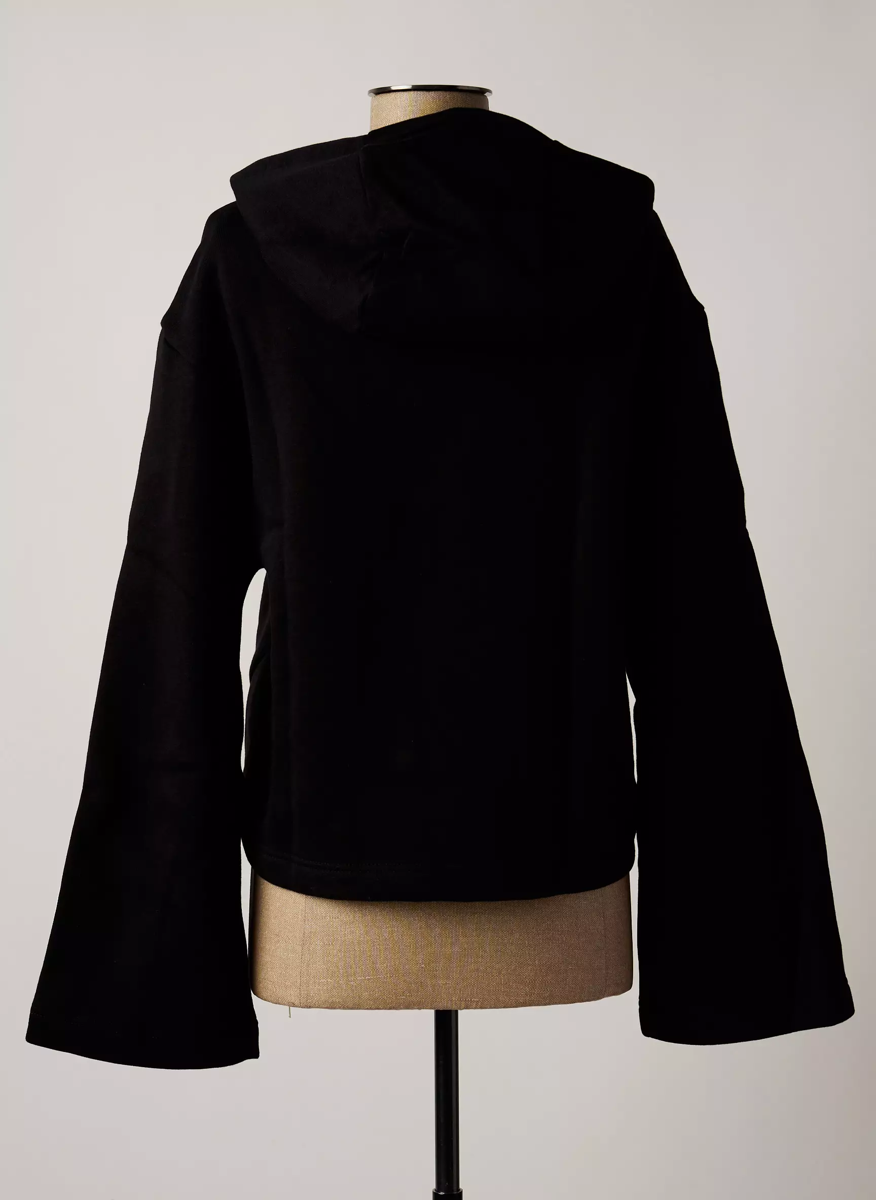Reebok Sweat Capuche Femme couleur noir