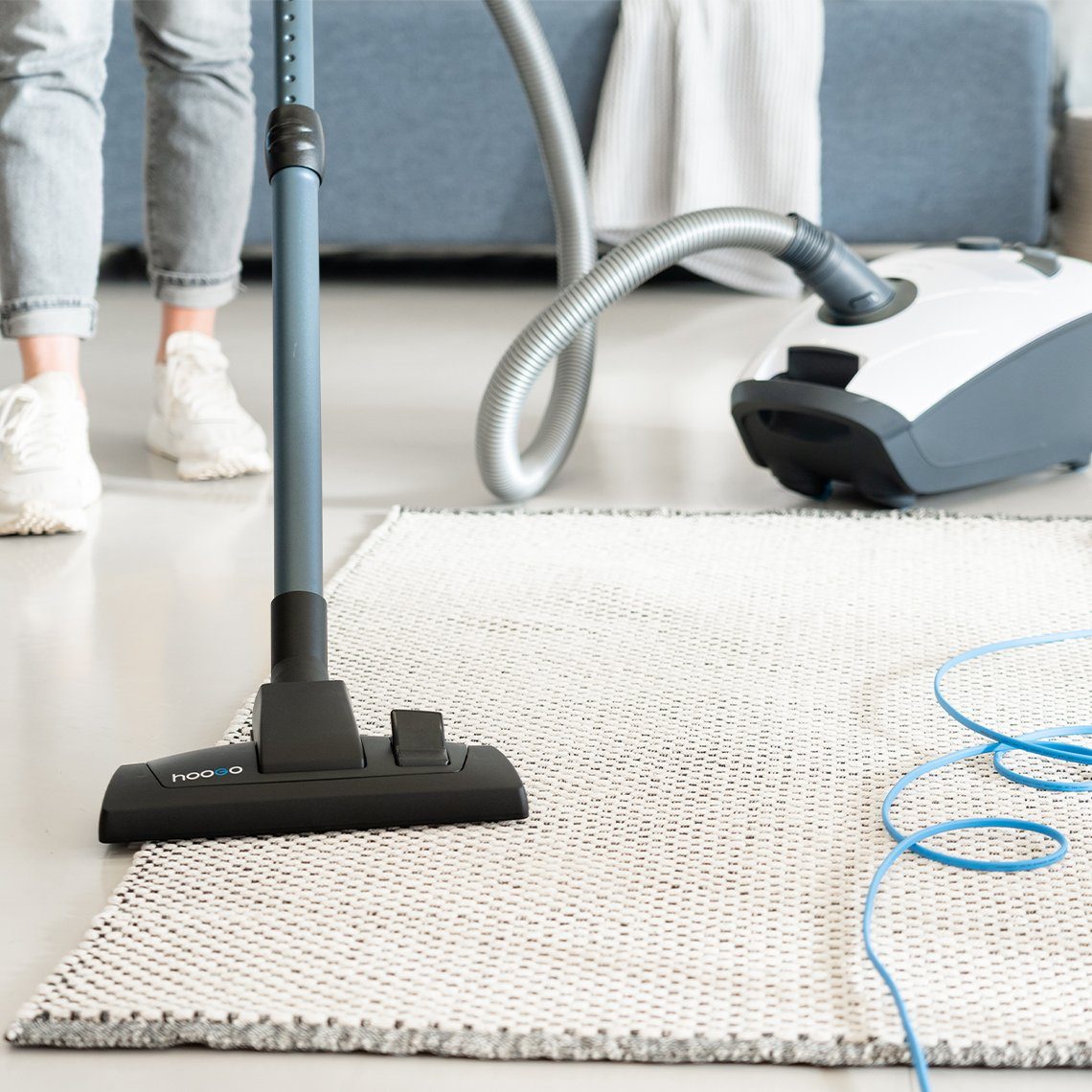 hoogo Bodenstaubsauger B3+, 850 W, mit Beutel, extra leise, Reichweite 11m, für Allergiker (HEPA 14)