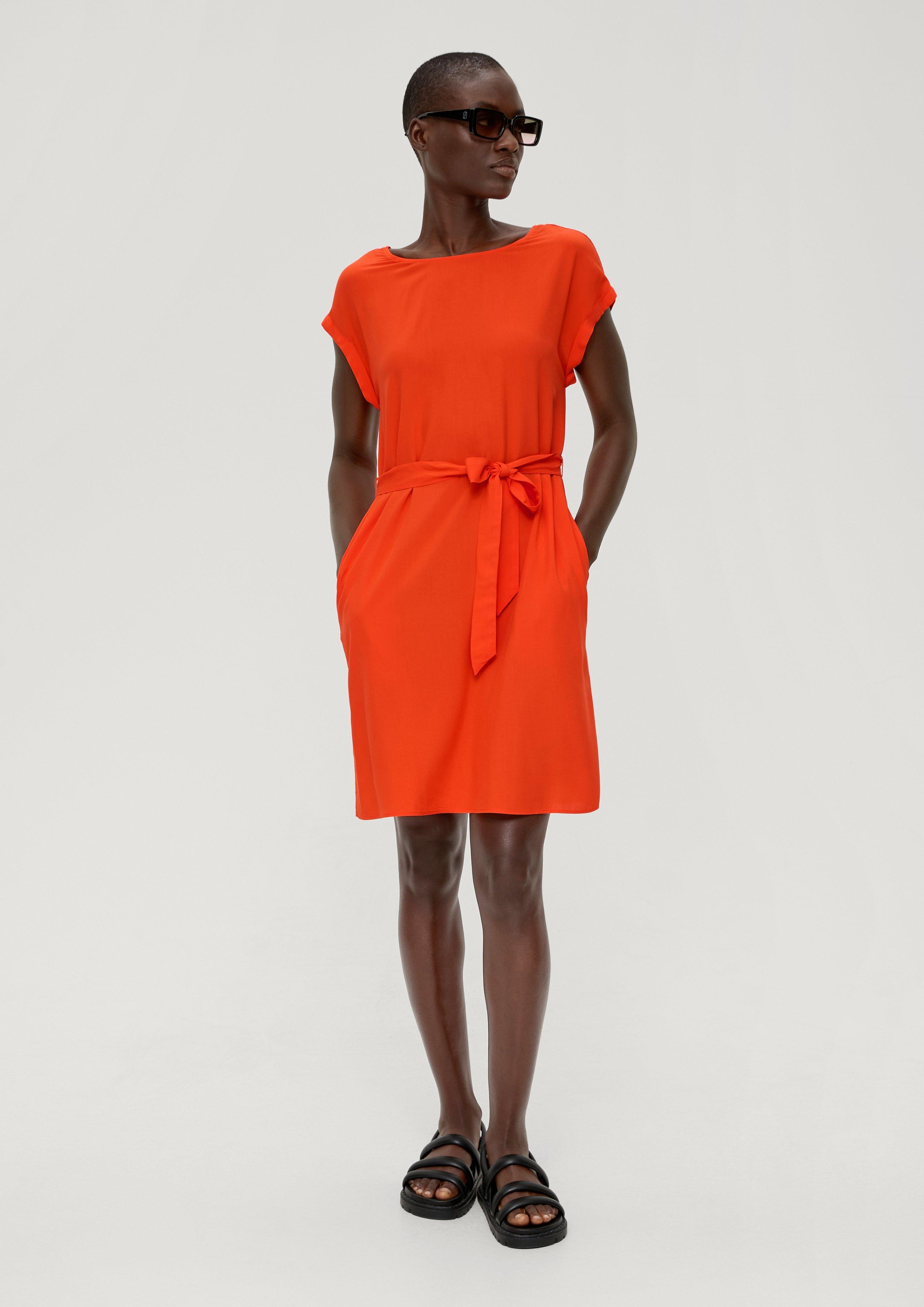 Kleid mit Bindeband aus Viskose  2131810-2550