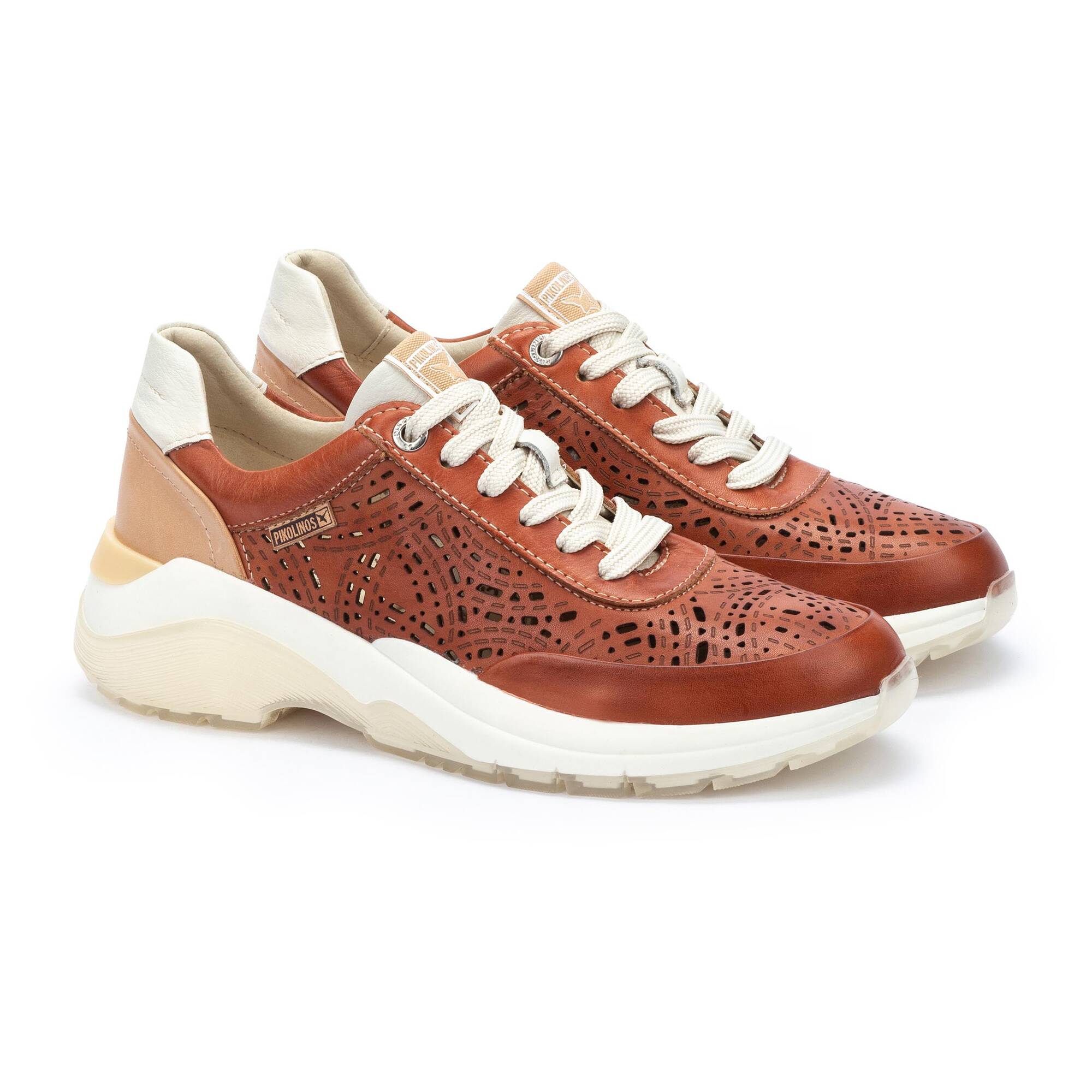 Damskie trampki perforowane - BRICK
