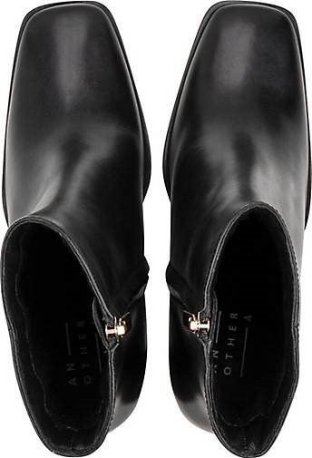 Another A Stiefelette