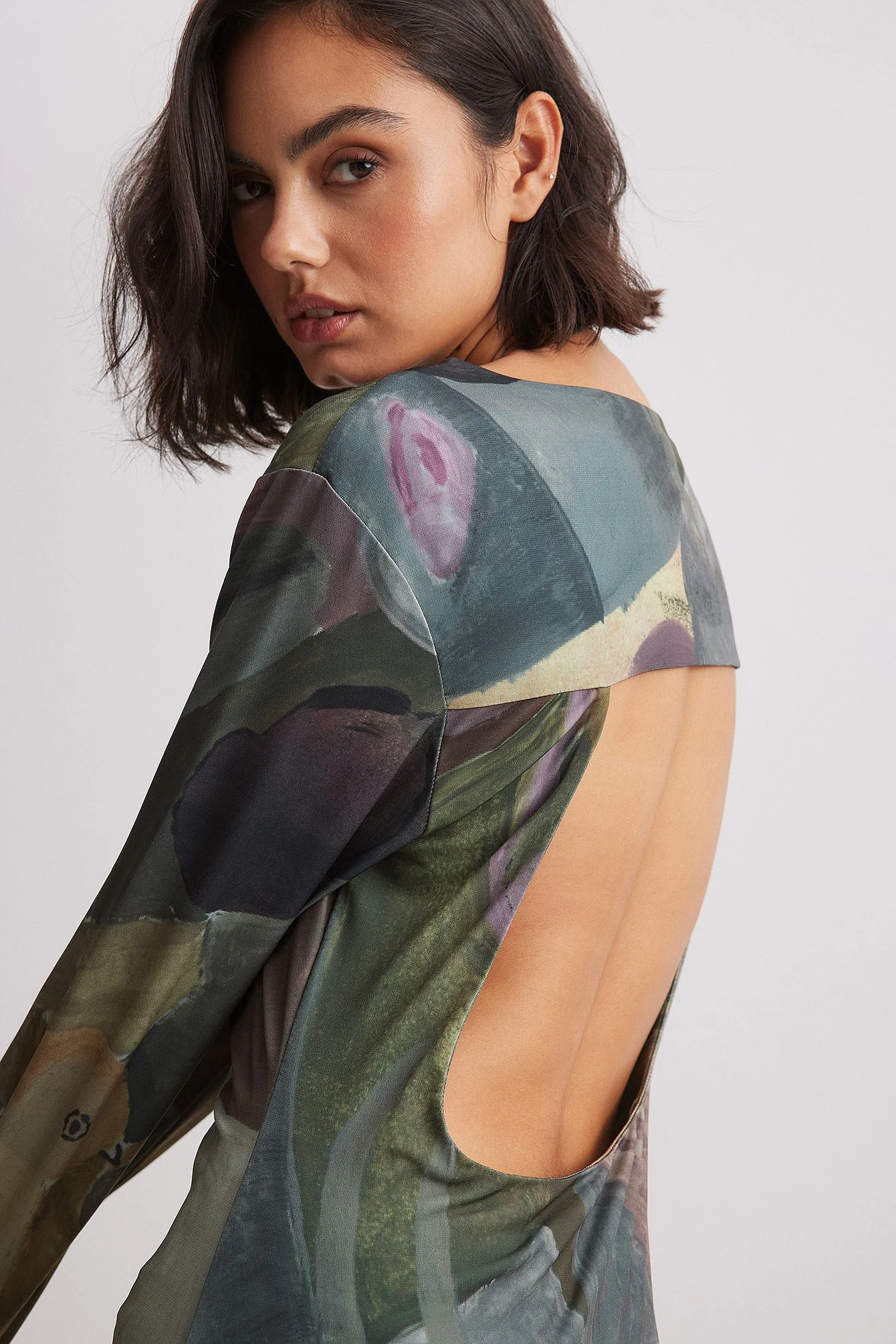 Drapiertes langärmeliges Kleid