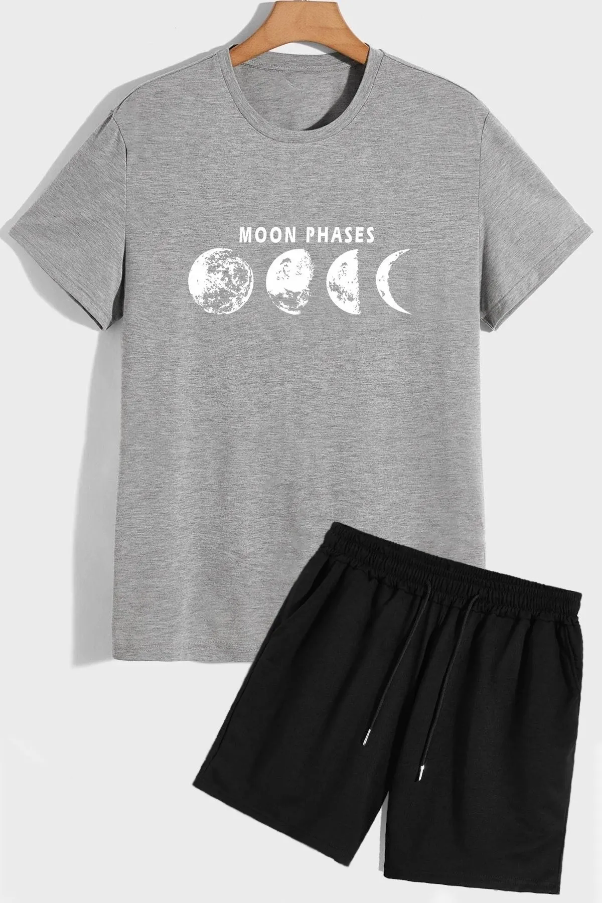 trendypassion  Shorts-T-Shirt-Trainingsanzug-Set mit Universum-Thema