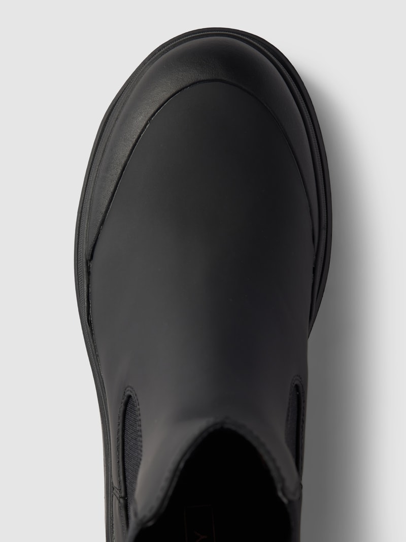 Chelsea Boots mit profilierter Sohle Modell 'BUZZ' in schwarz