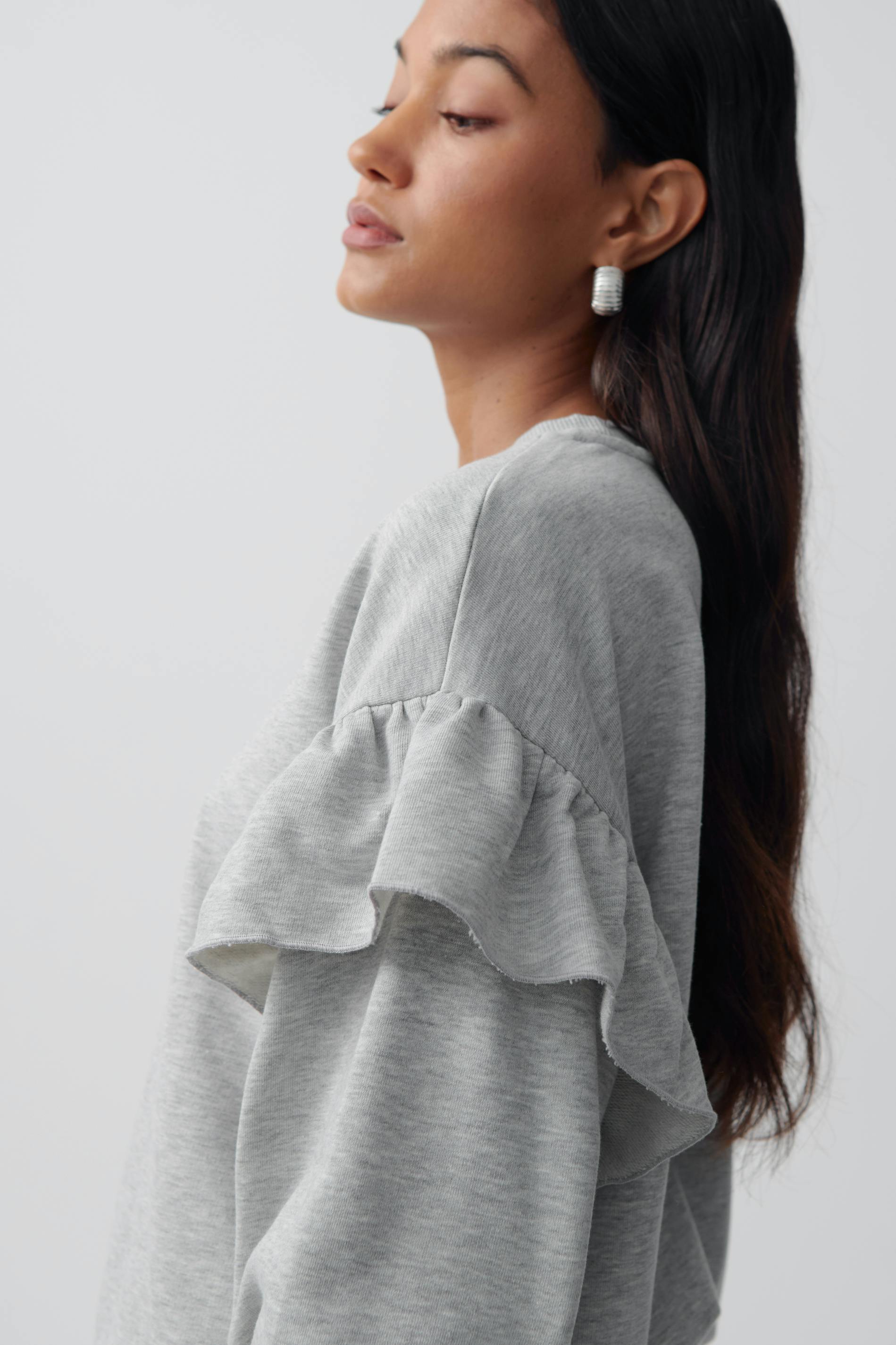 Frill sweater