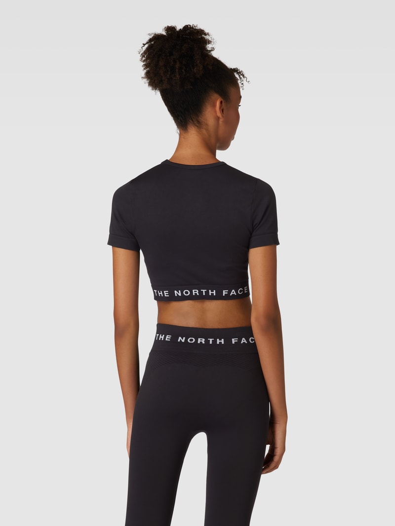 Cropped T-Shirt mit Label-Detail Modell 'NEW SEAMLESS' in schwarz