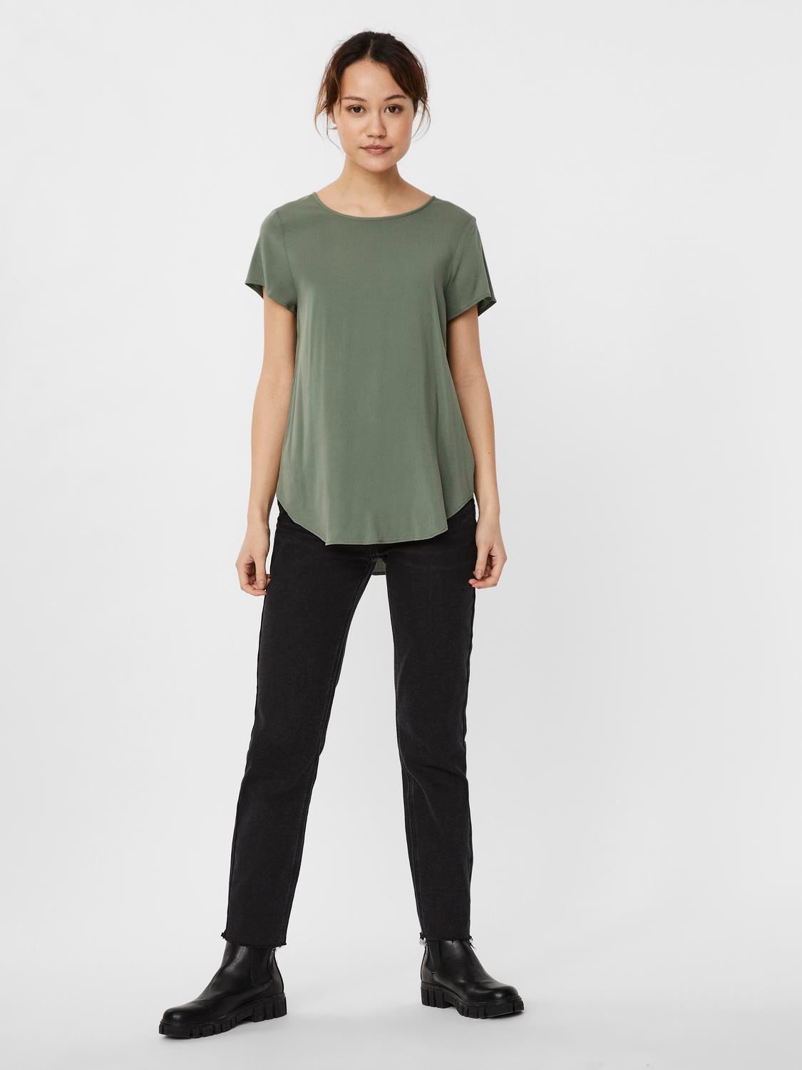 VMBECCA Top