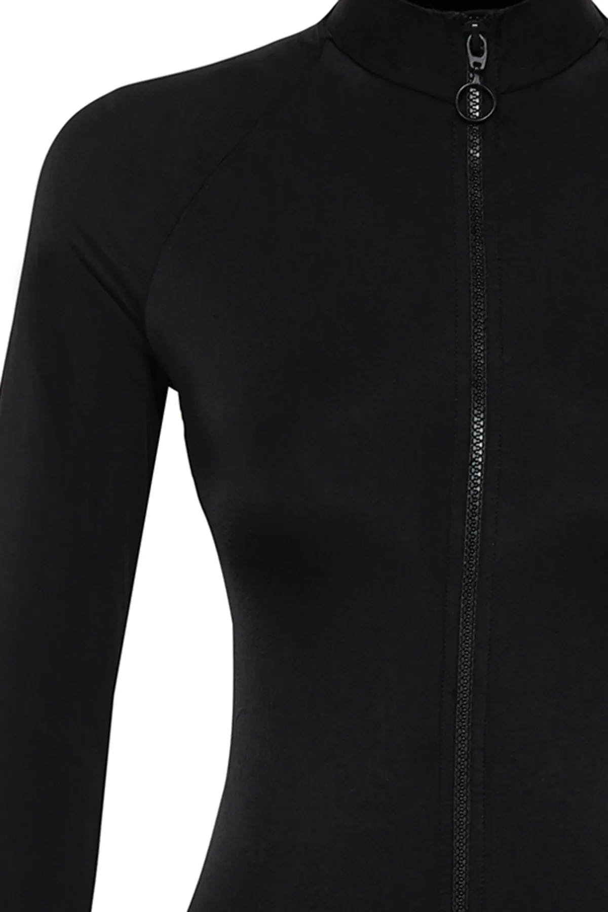 Trendyol Collection  Schwarzes, langärmliges Bikinioberteil mit UV-Schutz TBESS24BU00094