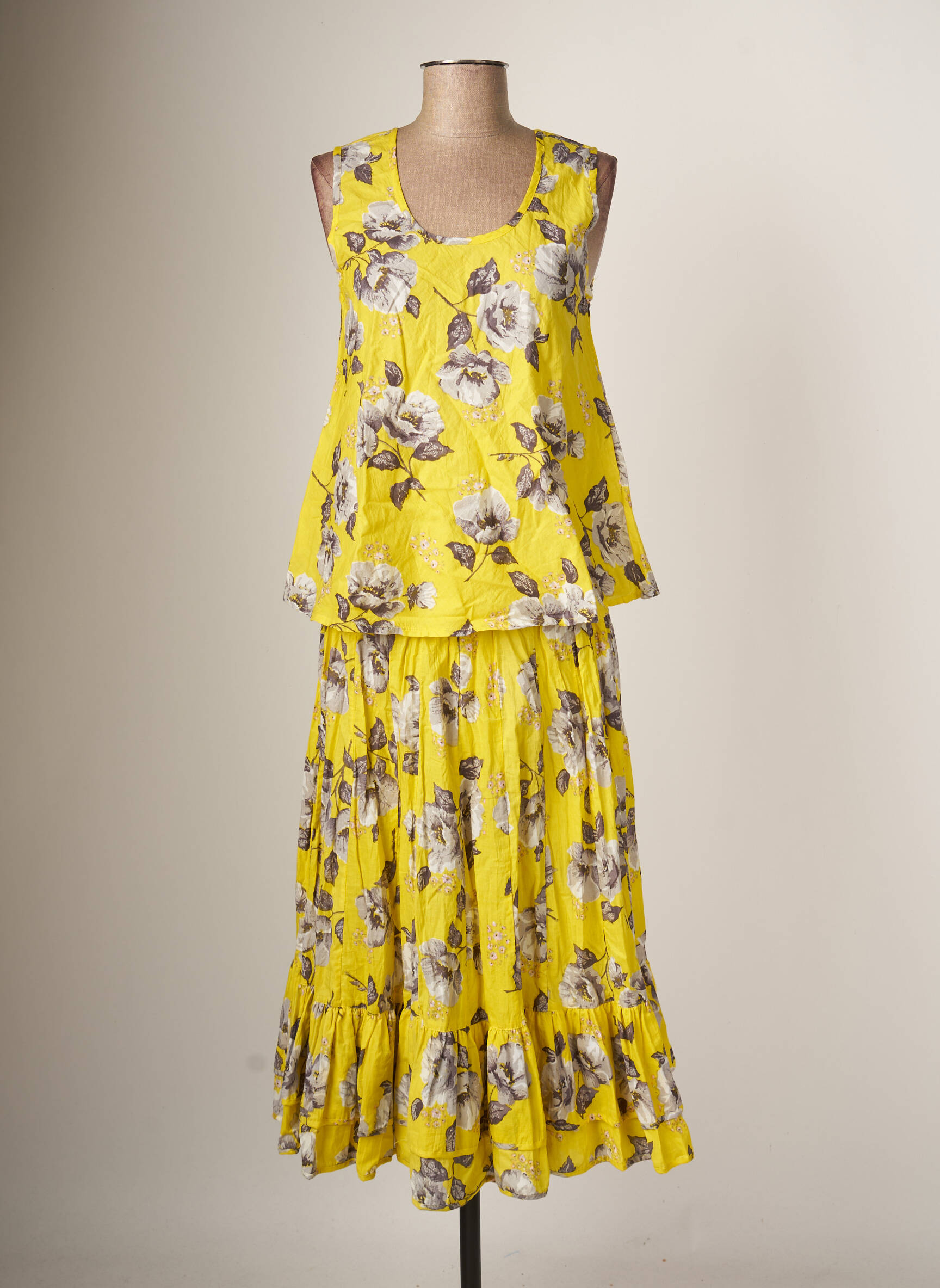 Dress Addict Ensembles Jupe Femme couleur jaune
