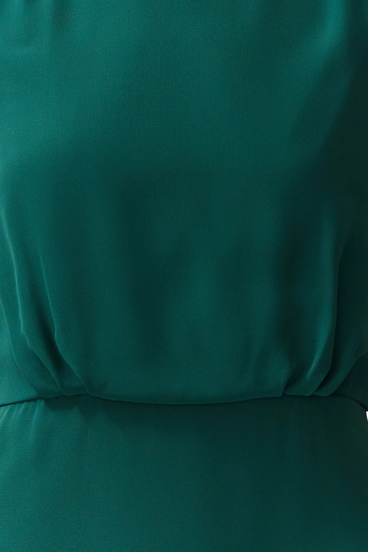 Trendyol Collection  Smaragdgrünes A-Linien-Minikleid aus Chiffon mit Stehkragen und Futter TWOSS24EL00743