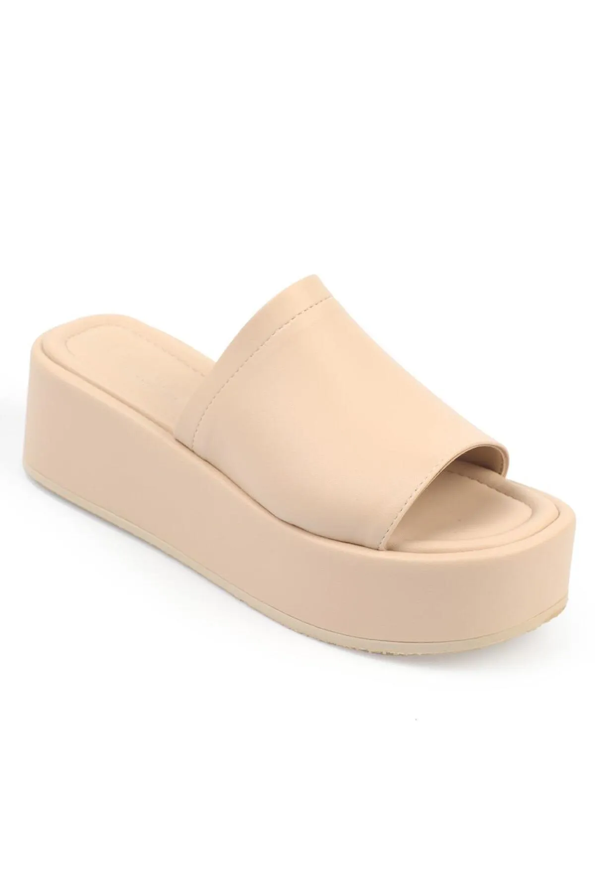 Capone Outfitters  Capone Damen-Sandalen mit einzelnem dicken Riemen und Keilabsatz in Beige