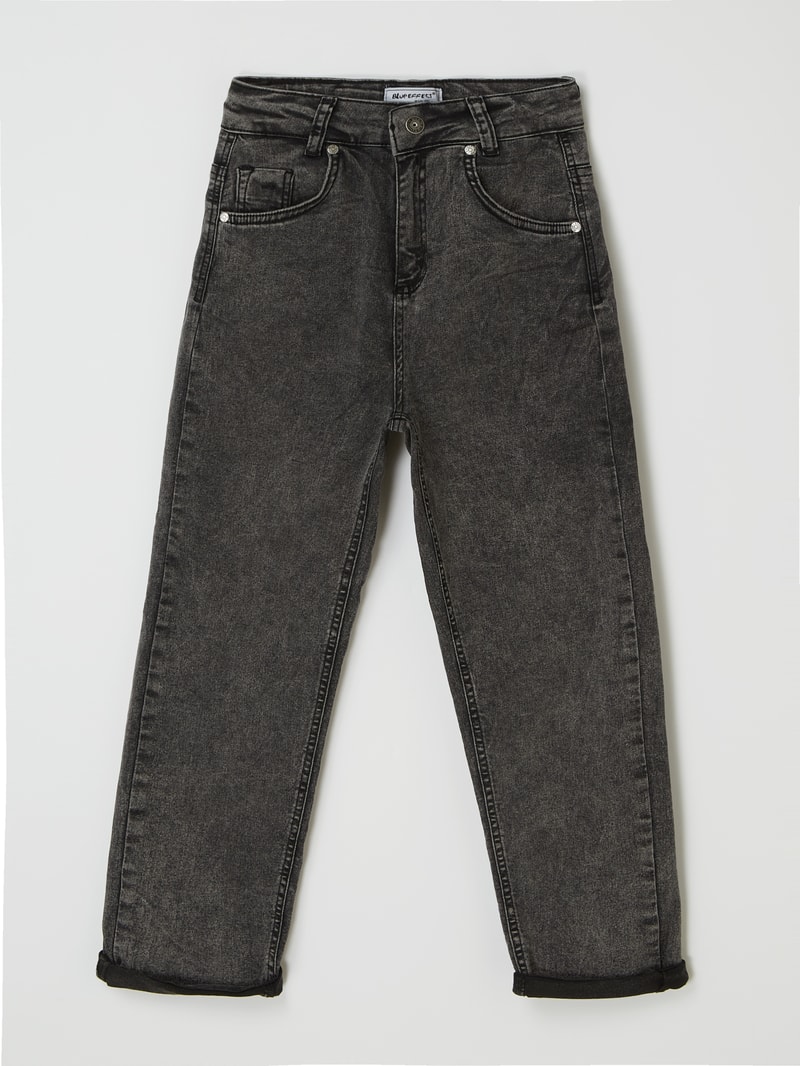 Cropped Balloon Fit Jeans mit Stretch-Anteil in schwarz