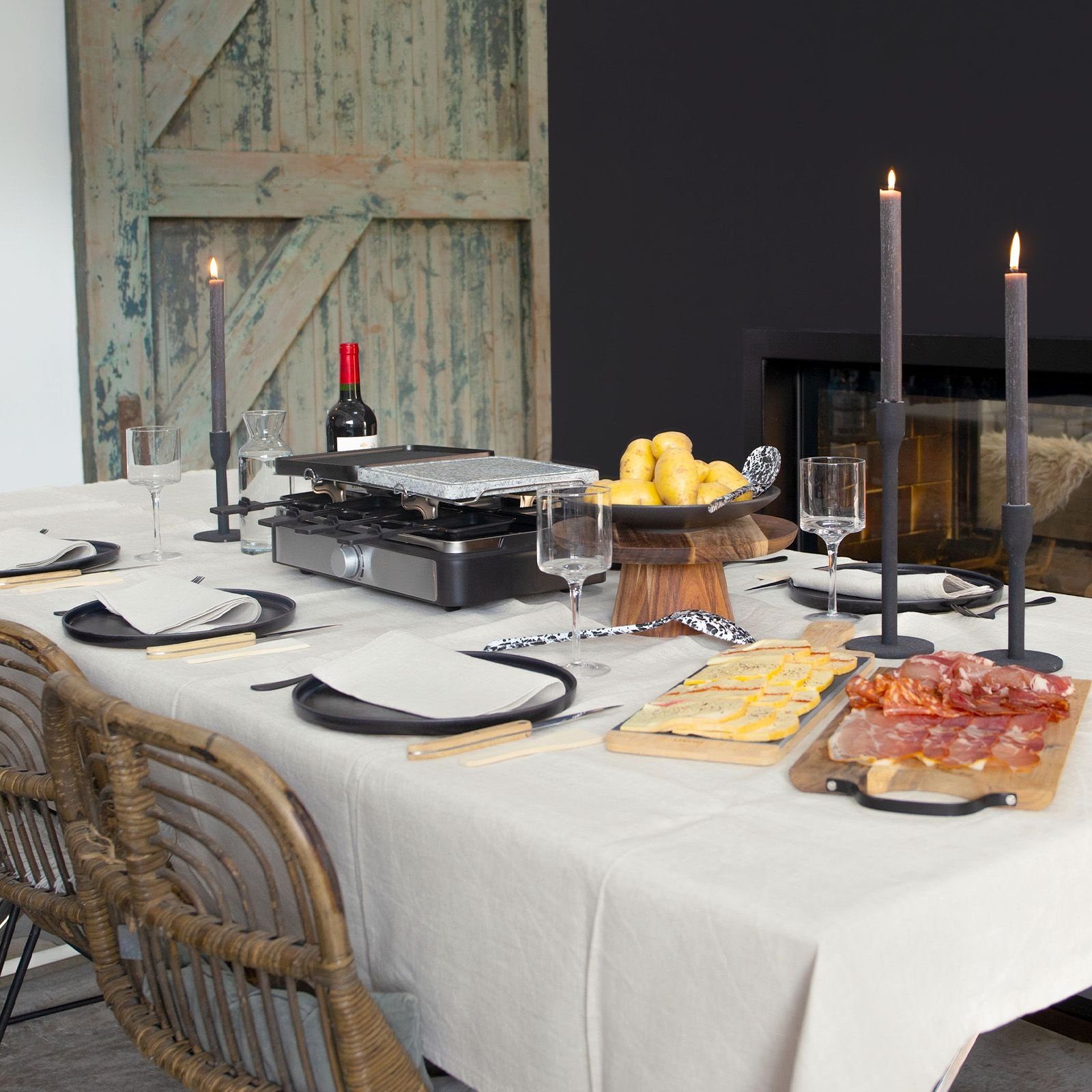 bmf-versand Raclette Raclette 8 Personen Tischgrill Elektrogrill Heißer Stein Thermostat, 8 Raclettepfännchen, 1400,00 W, Einstellbarer Thermostat, Antihaftbeschichtung, Umfangreiches Zubehör