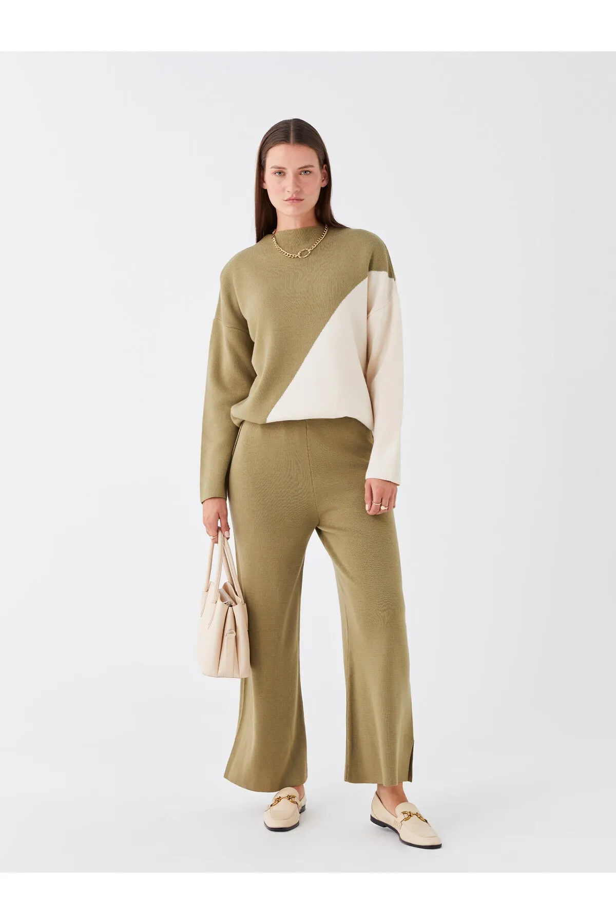 LC Waikiki  Gerade Damen-Strickhose mit weitem Bein und elastischem Bund