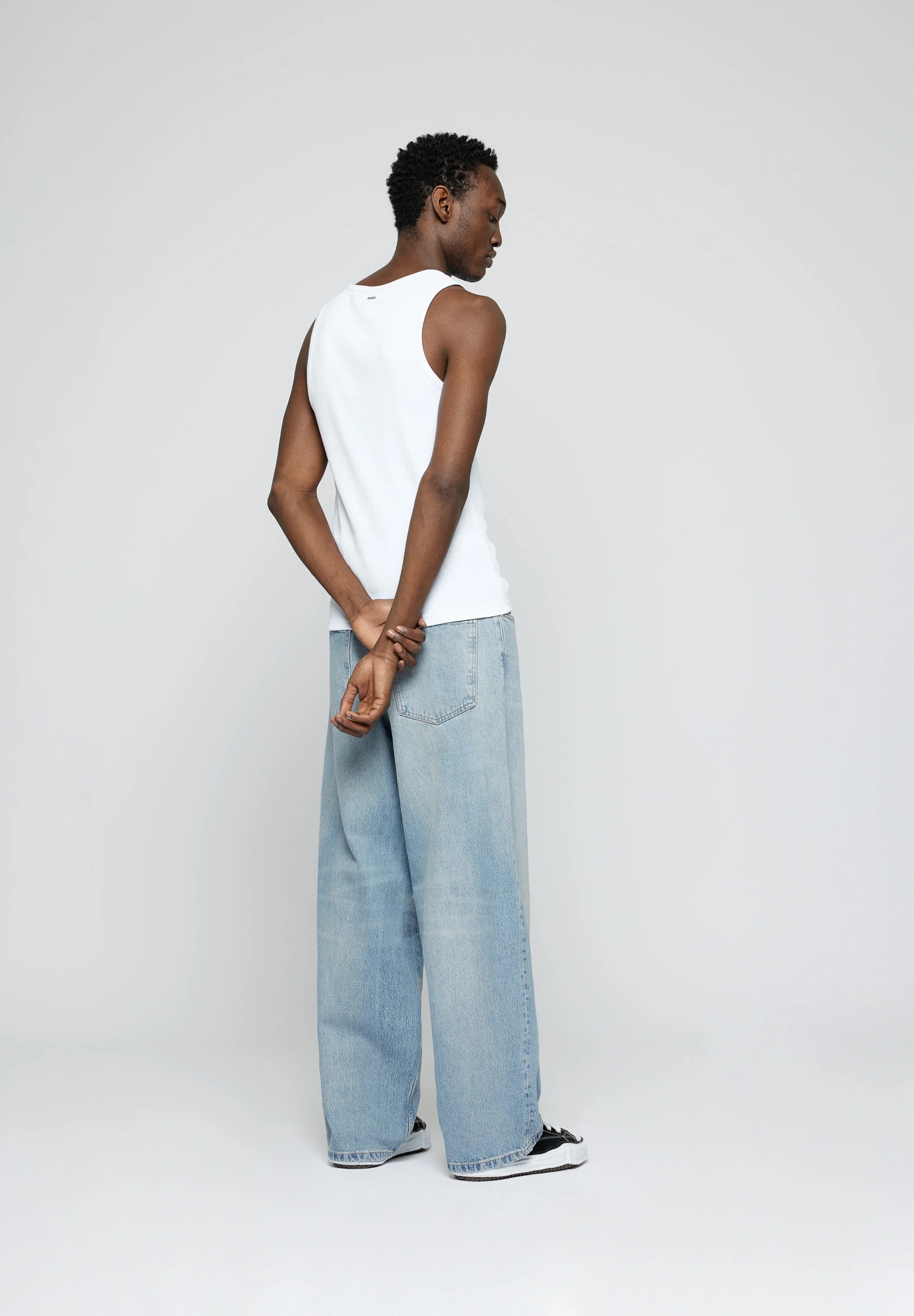 EIGHTYFIVE LOOSE BAGGY - Vaqueros holgados