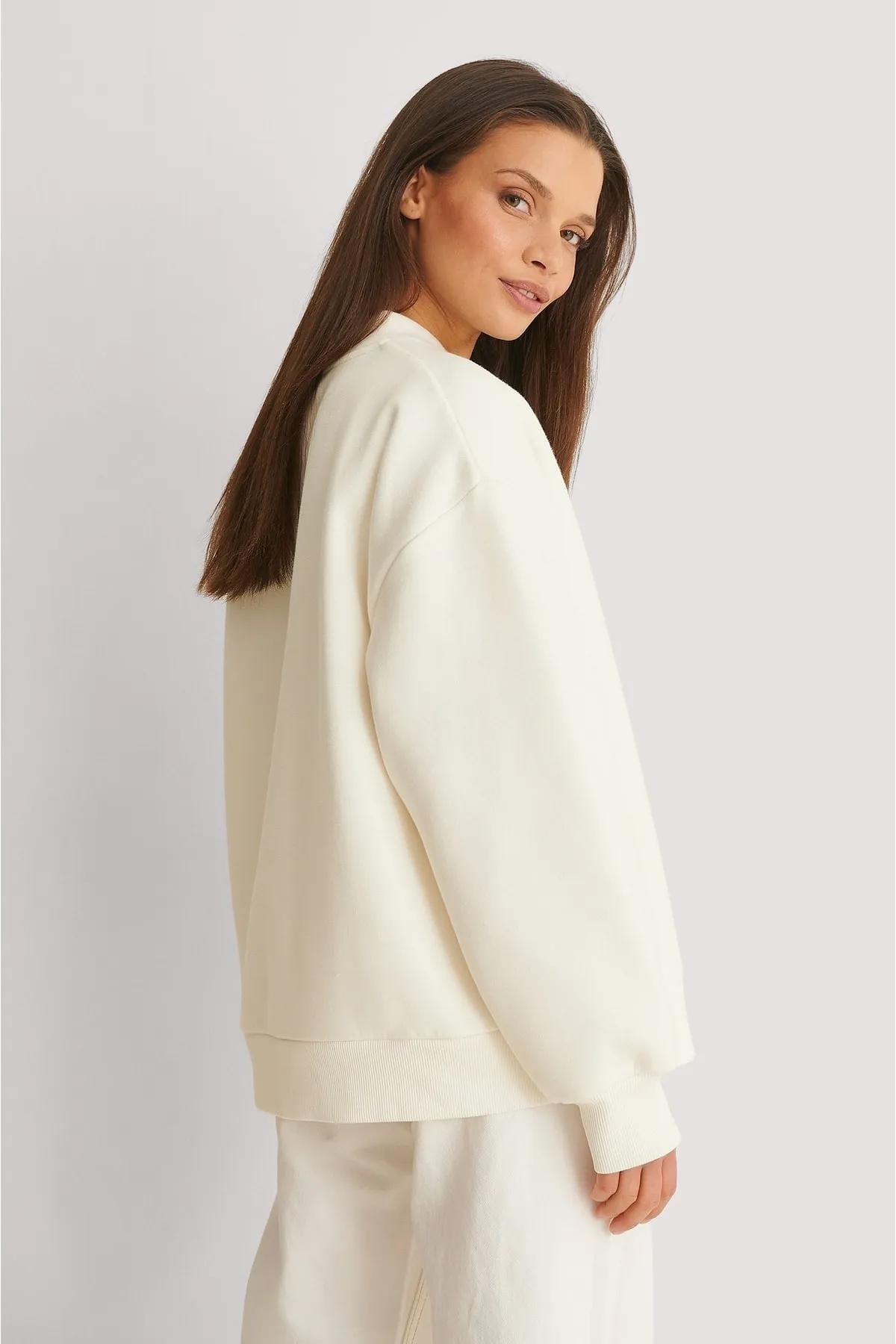NA-KD  Sweatshirt mit hohem Halsausschnitt