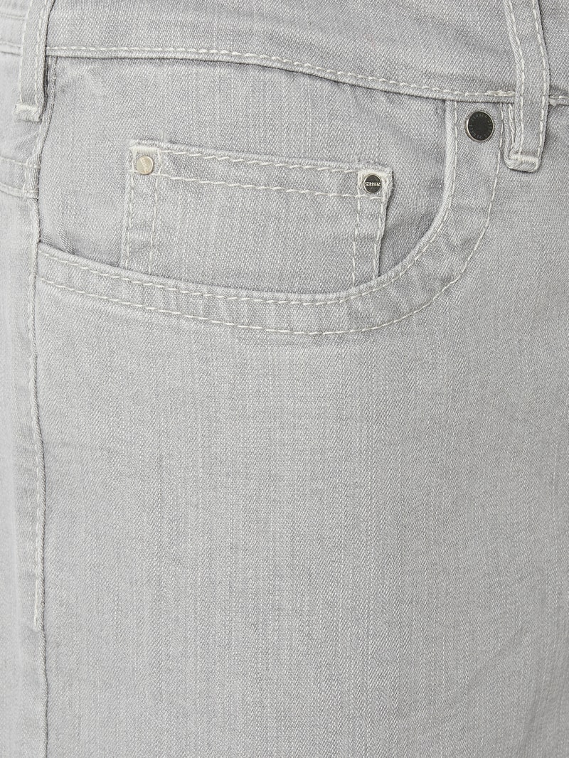Comfort Fit Jeans mit Stretch-Anteil Modell 'Greta' in hellgrau