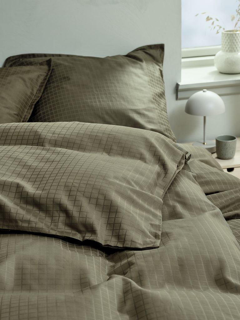 Jogo de cama em cetim dourado INGEBORG INGEBORG 140x200 verde-oliva