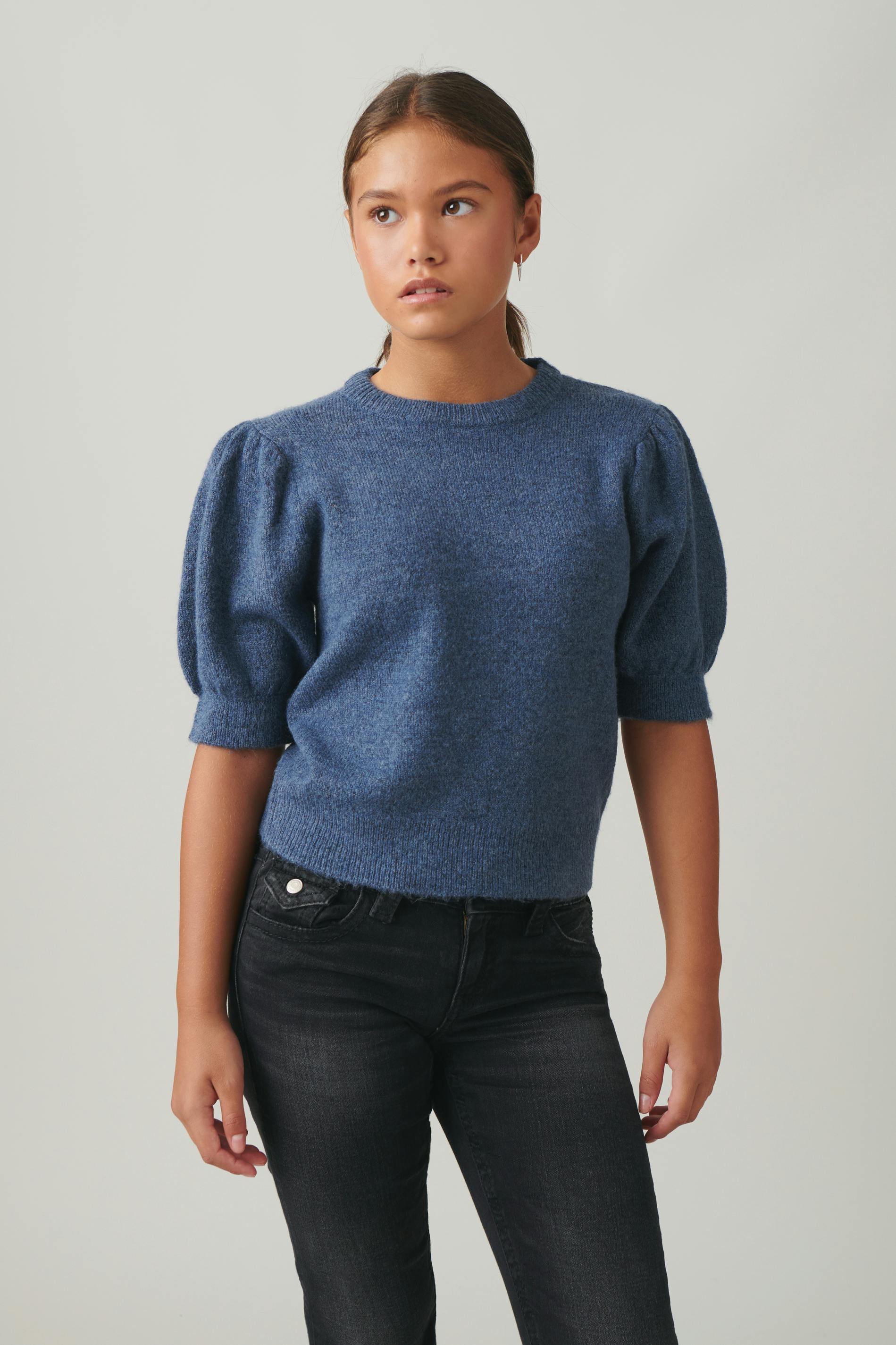 Y kn cropped sleeve top