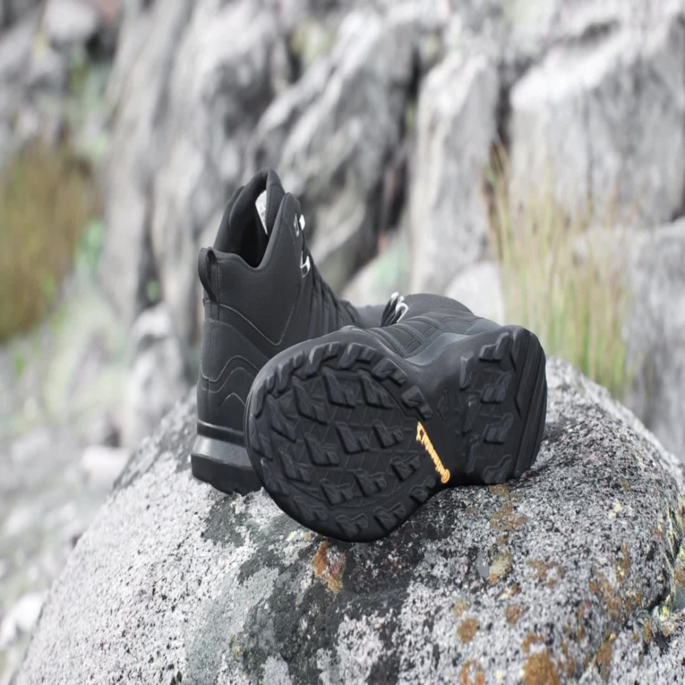 adidas Swift R2 Mid GORE TEX IF7636 / schwarz