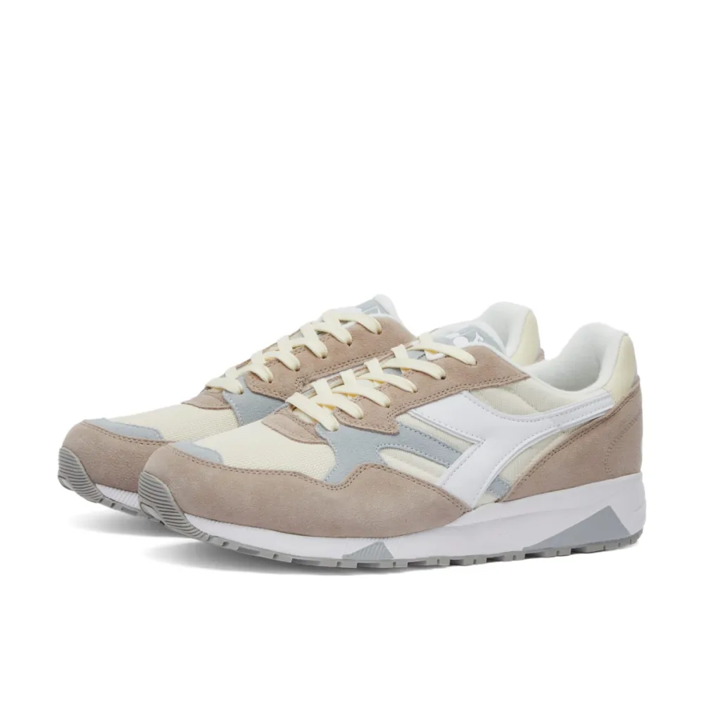 Diadora N902 501.178559-C7240 / braun