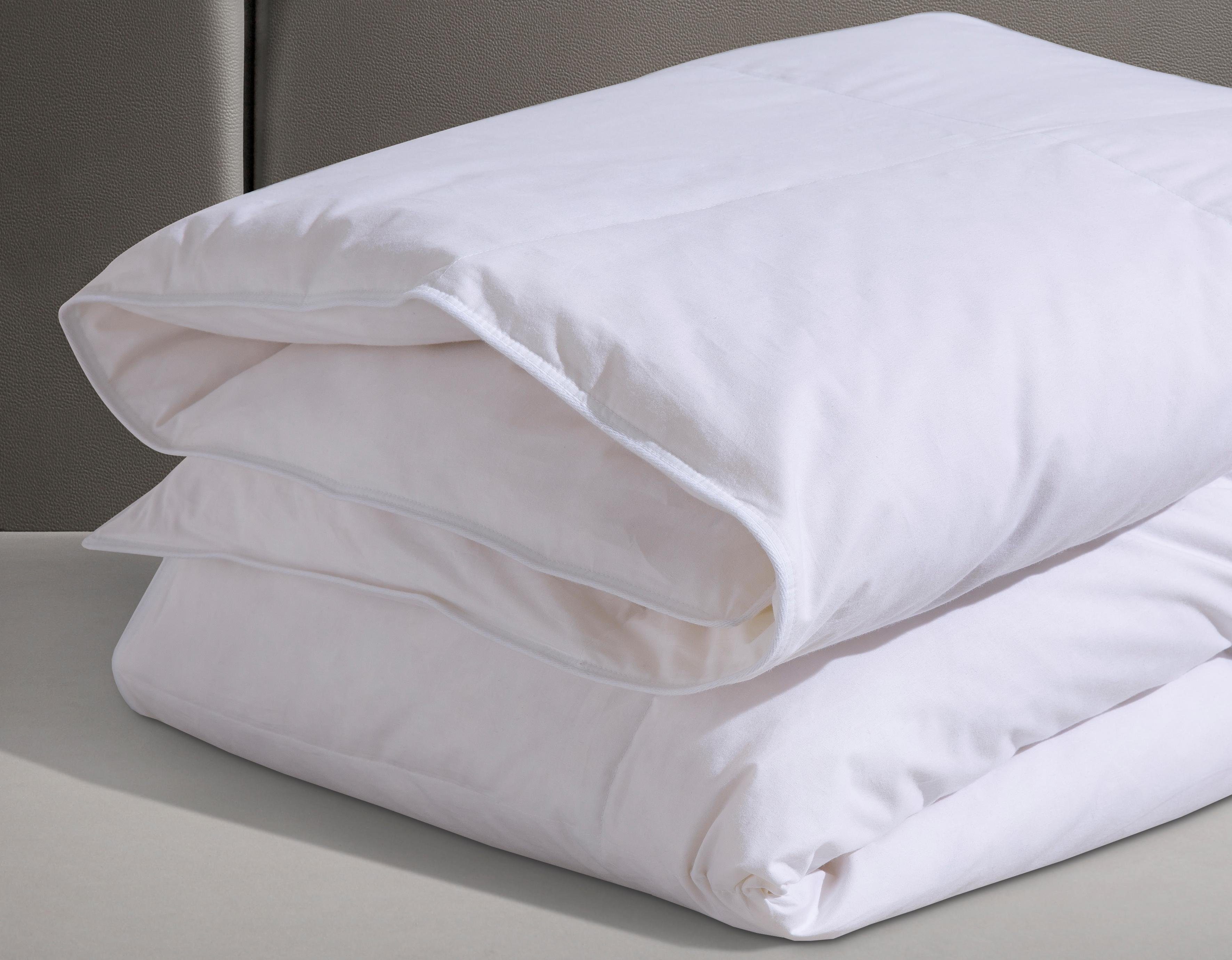 Federbettdecke, Laram, Bettdecke in 135x200 oder 155x220 cm, für Sommer oder Winter, RIBECO, Füllung: 90% Federn, 10% Daunen, Bezug: Baumwollgewebe, Super Preis-Leistung
