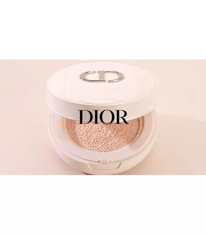 DIOR FOREVER CUSHION POWDER Poudre libre soin ultra-fine & fraîche