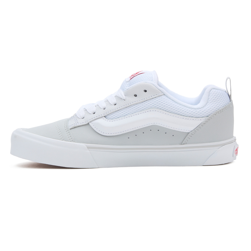 Vans Knu Skool Retro Skate VN0009QCYF9 / weiss