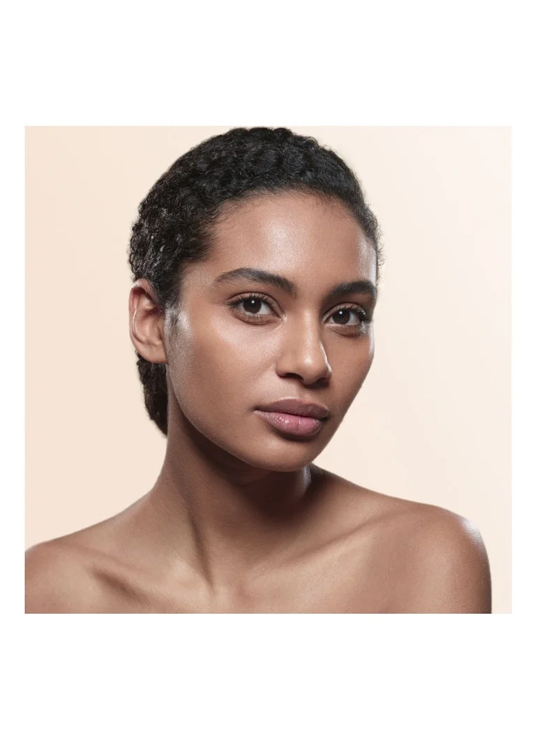 Giorgio Armani Beauty Luminous Silk -meikkivoide