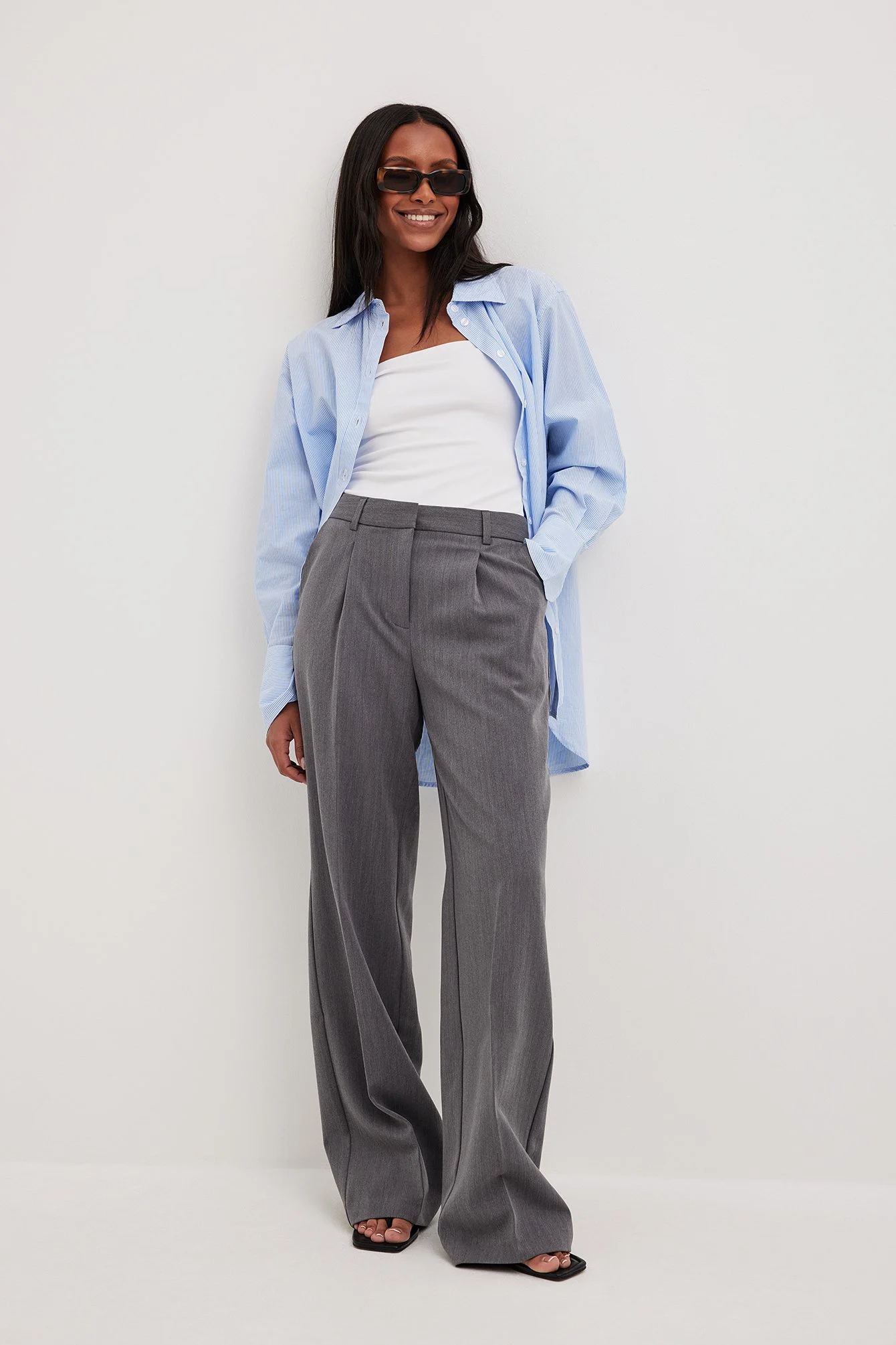 Schwere Anzughose mit niedriger Taille