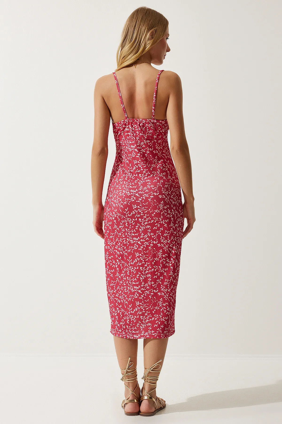 Happiness İstanbul  Dunkelrosa-weißes Sommer-Strickkleid mit Blumenmuster und Schlitz für Damen CI00029